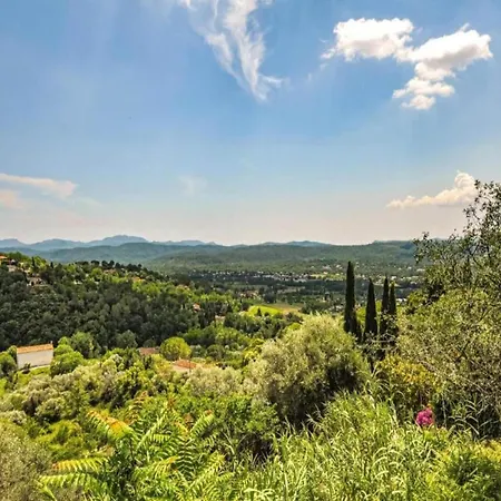 With Terrace And Garden Holiday home *